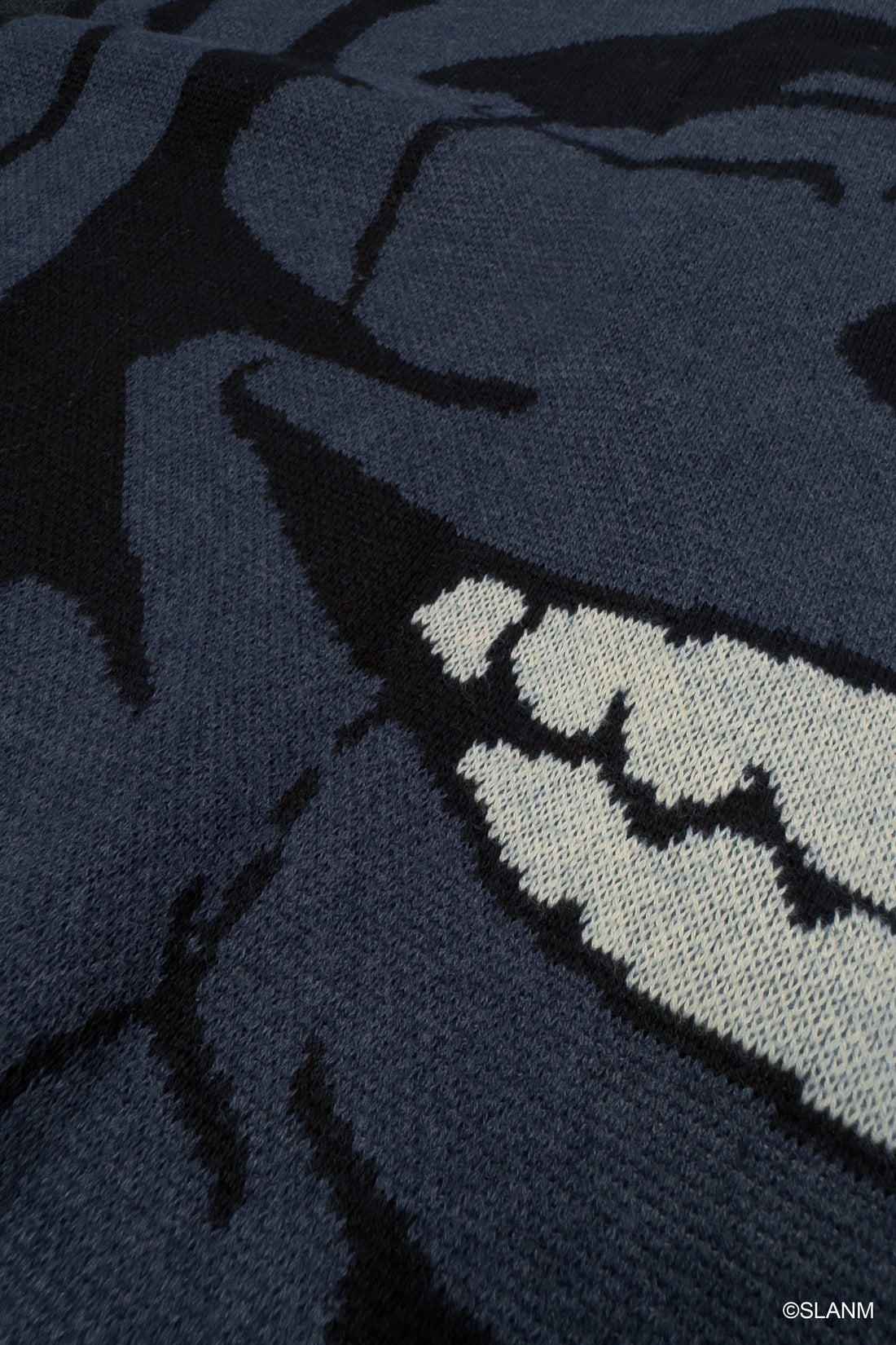 STATUE OF GOD KNIT