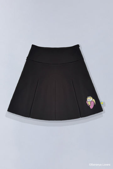 Black pleated Taremimi Bananya skirt with a small Taremimi Bananya embroidered on bottom left